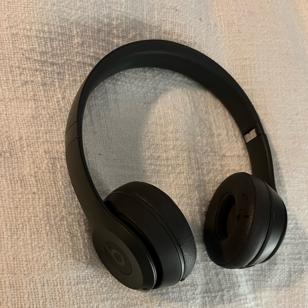 Beats Solo 3